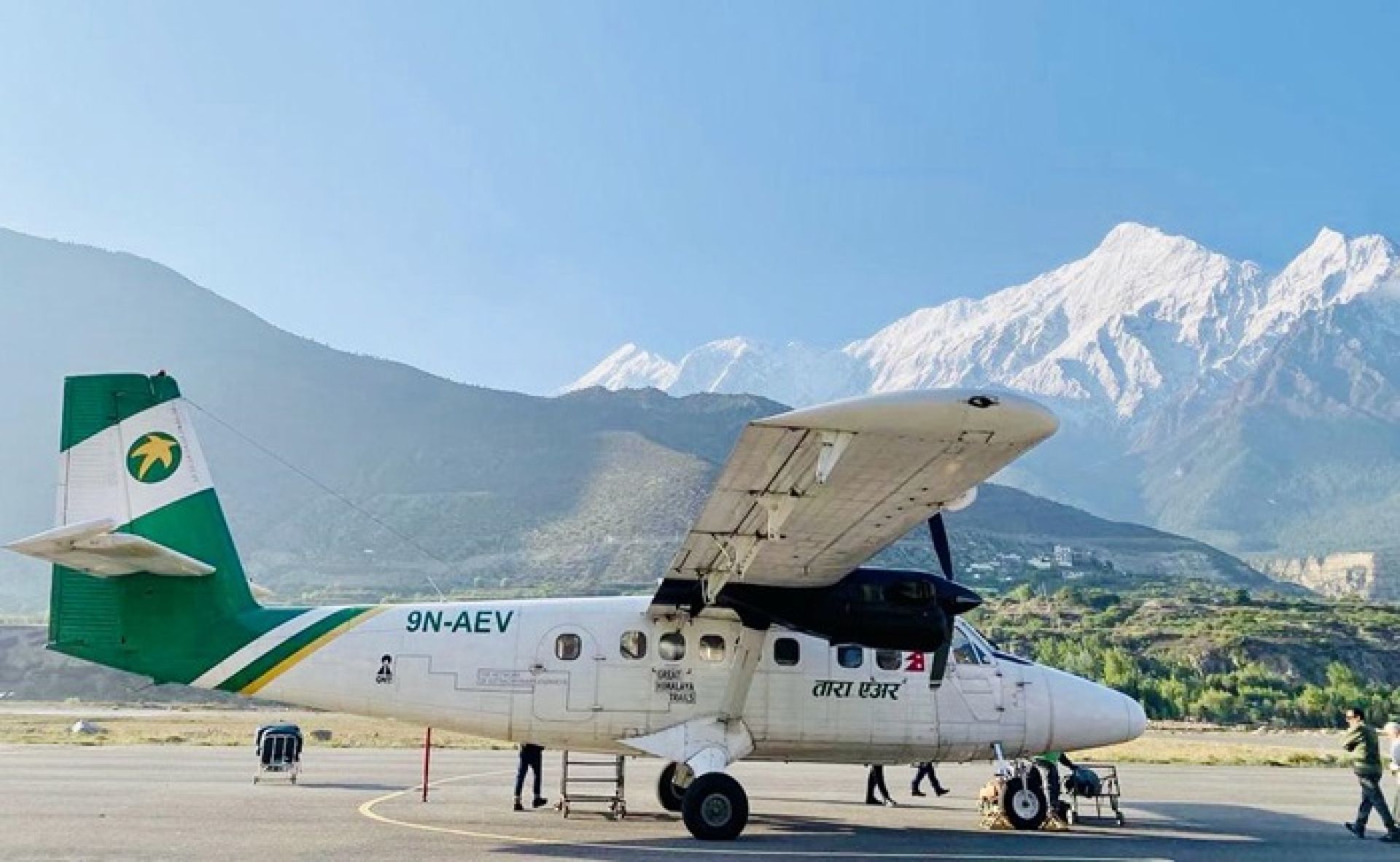 हुम्लामा एकै दिन १४ उडान, १५० विदेशी सिमकोट पुगे